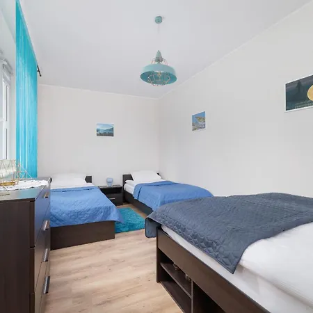 Nowoczesny Z Widokiem Na Gory By Renters Apartman